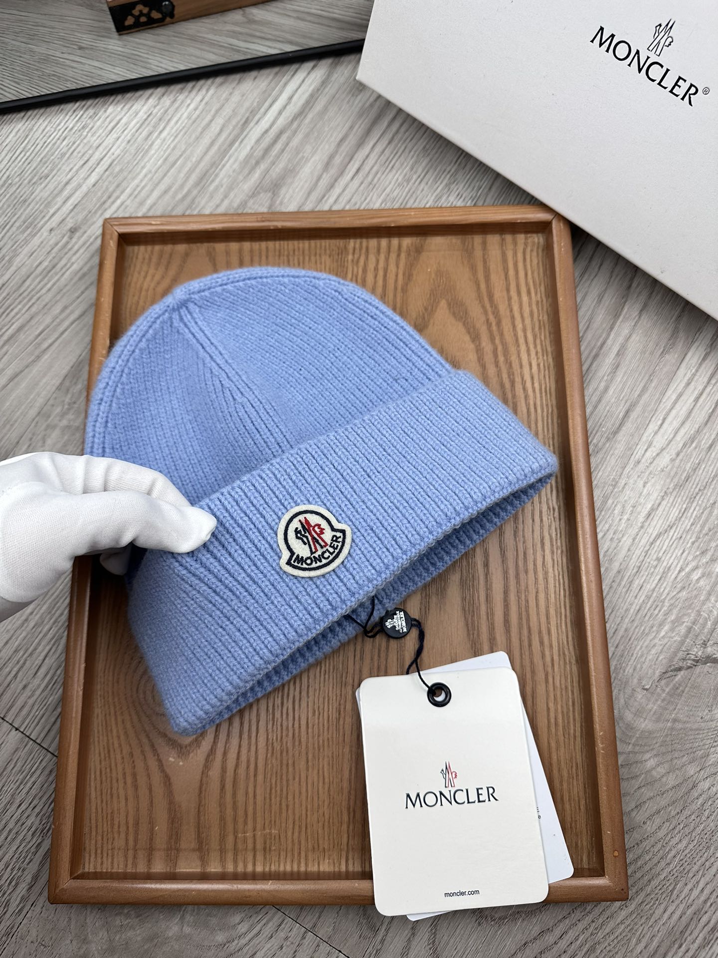 。蒙口。福利特惠！！【细毛线针织单帽】新款上架，特别实惠的一个系列帽子，面料：细毛线。密度紧致！毛线针织