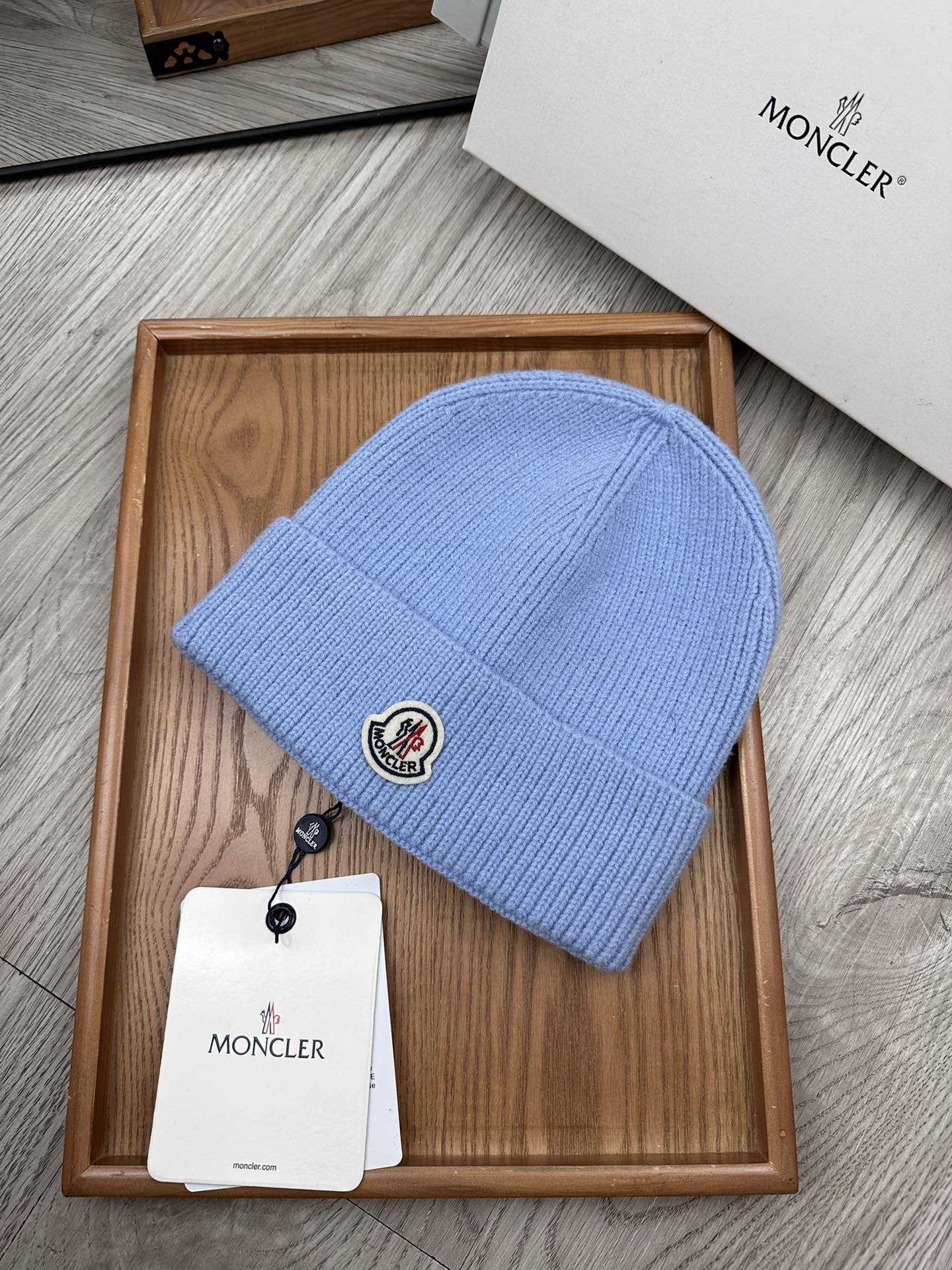 。蒙口。福利特惠！！【细毛线针织单帽】新款上架，特别实惠的一个系列帽子，面料：细毛线。密度紧致！毛线针织