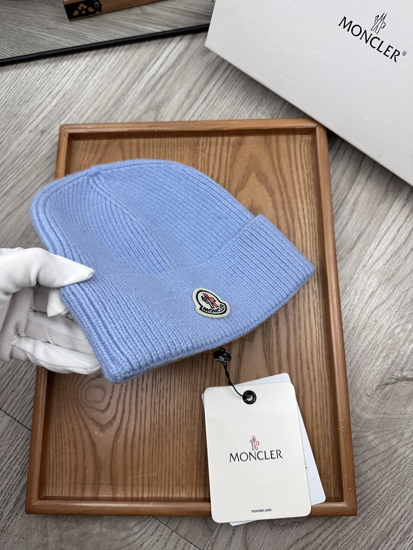 。蒙口。福利特惠！！【细毛线针织单帽】新款上架，特别实惠的一个系列帽子，面料：细毛线。密度紧致！毛线针织