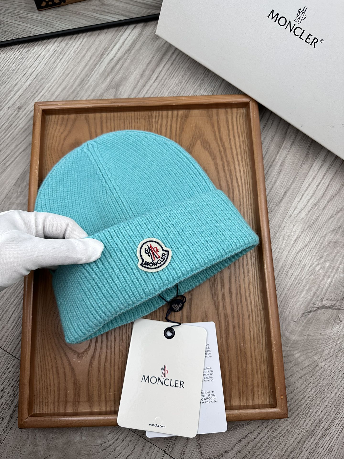 。蒙口。福利特惠！！【细毛线针织单帽】新款上架，特别实惠的一个系列帽子，面料：细毛线。密度紧致！毛线针织