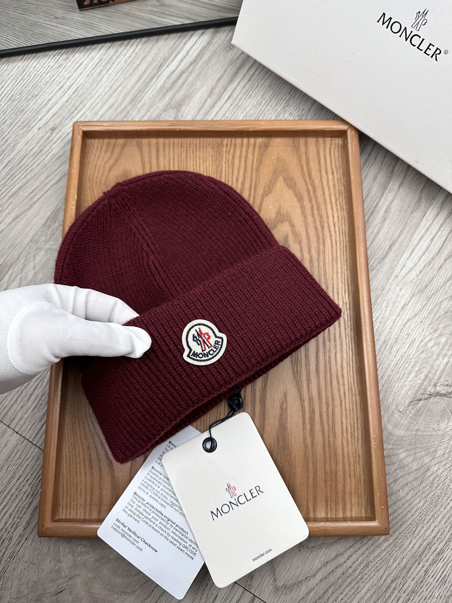 。蒙口。福利特惠！！【细毛线针织单帽】新款上架，特别实惠的一个系列帽子，面料：细毛线。密度紧致！毛线针织