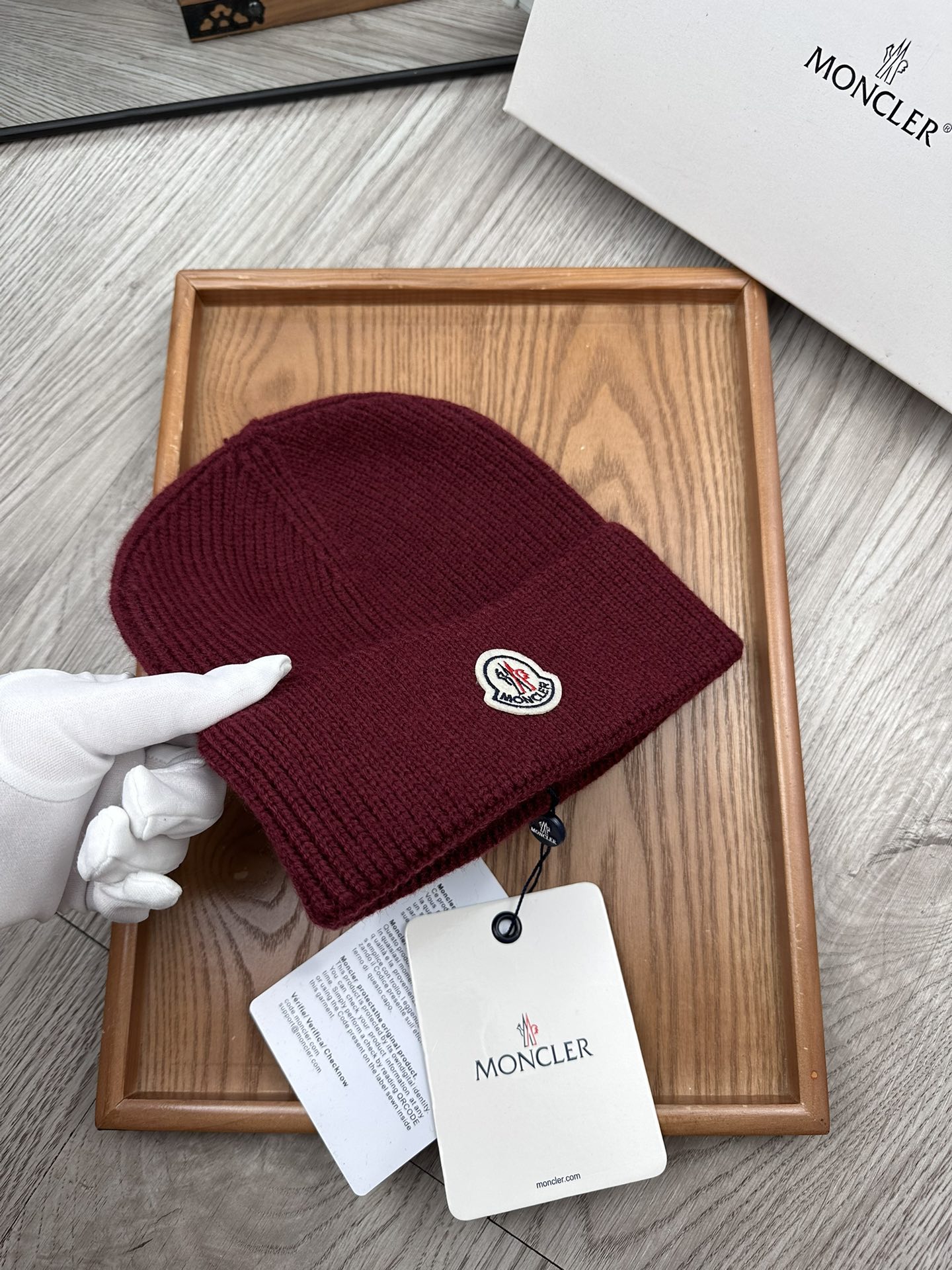 。蒙口。福利特惠！！【细毛线针织单帽】新款上架，特别实惠的一个系列帽子，面料：细毛线。密度紧致！毛线针织