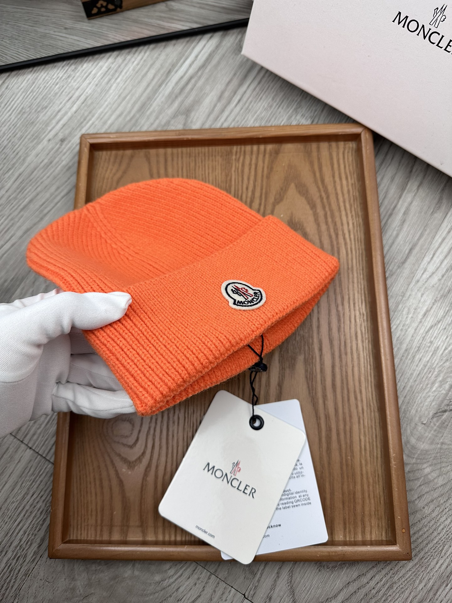 。蒙口。福利特惠！！【细毛线针织单帽】新款上架，特别实惠的一个系列帽子，面料：细毛线。密度紧致！毛线针织