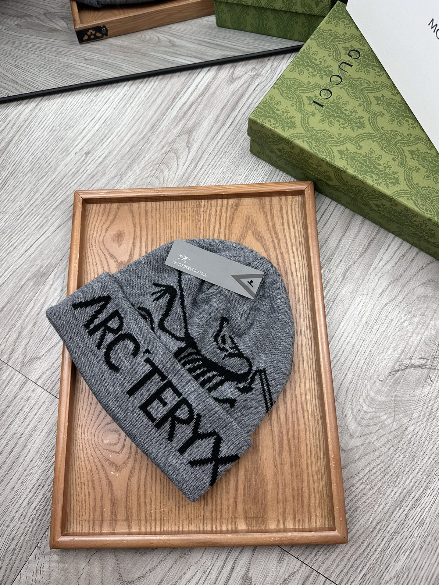 。始祖鸟。福利特惠！！【细毛线针织单帽】新款上架，特别实惠的一个系列帽子，面料：细毛线。密度紧致！毛线针