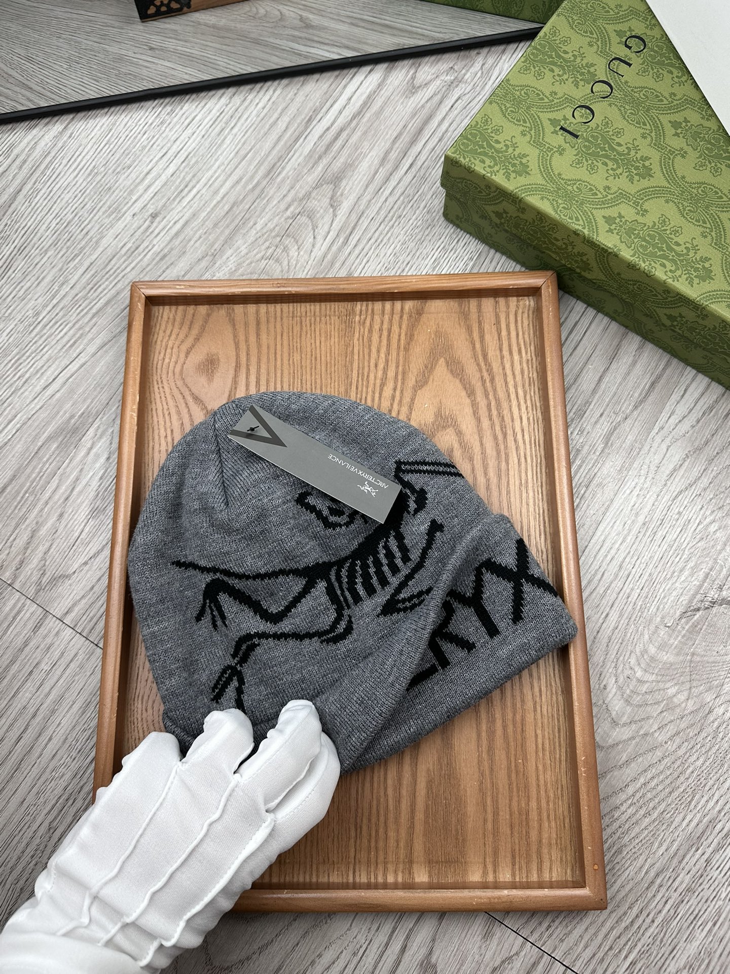 。始祖鸟。福利特惠！！【细毛线针织单帽】新款上架，特别实惠的一个系列帽子，面料：细毛线。密度紧致！毛线针