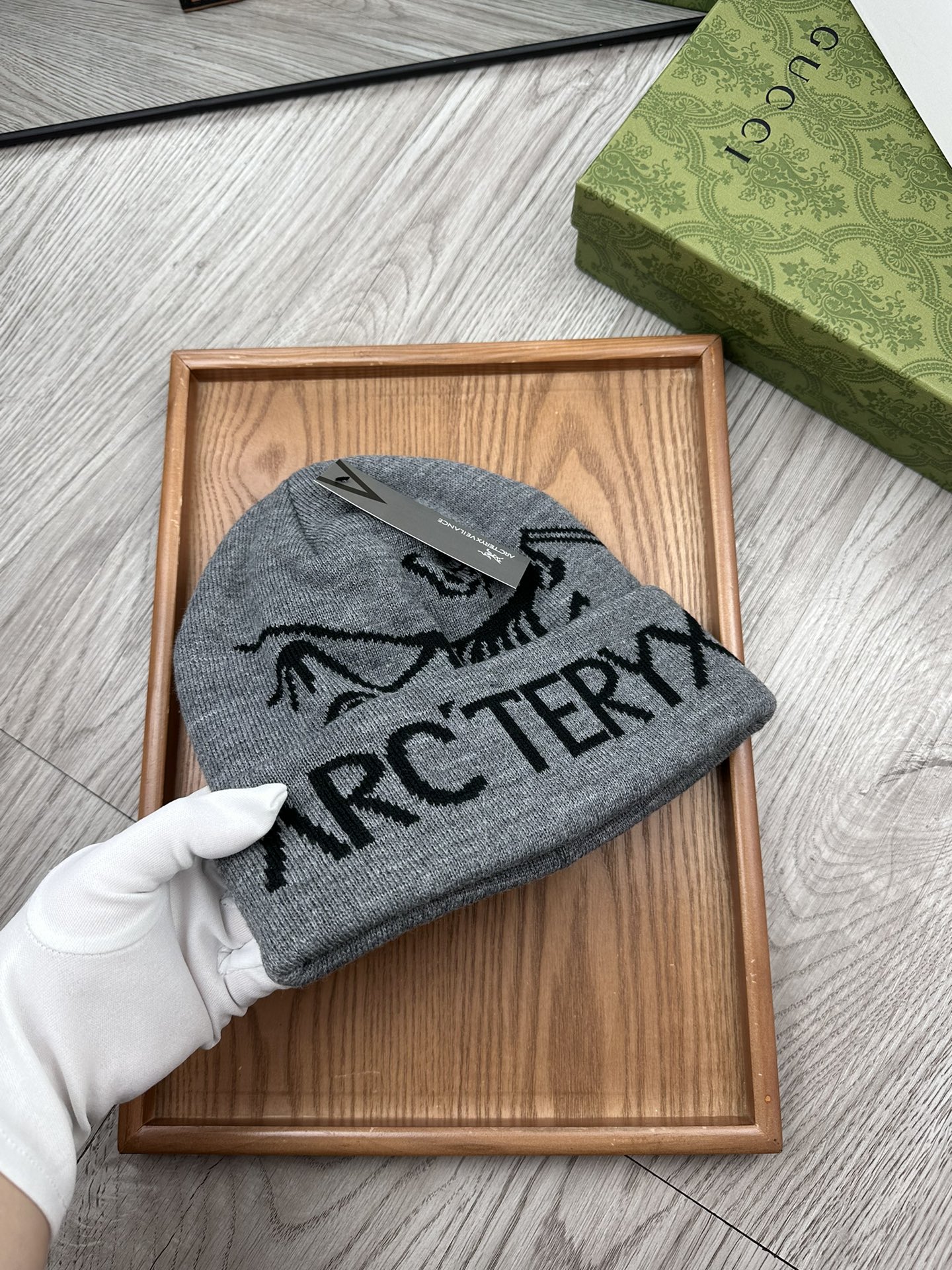 。始祖鸟。福利特惠！！【细毛线针织单帽】新款上架，特别实惠的一个系列帽子，面料：细毛线。密度紧致！毛线针