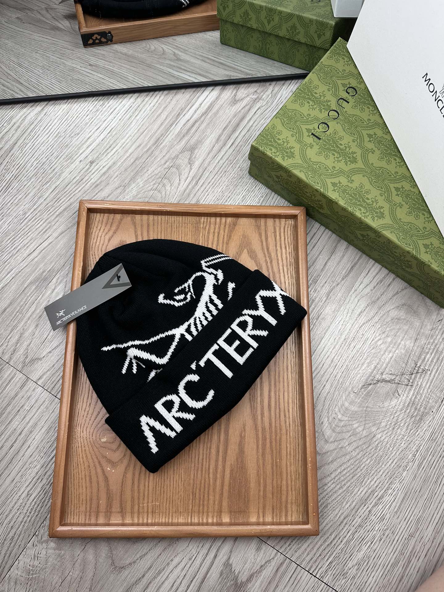 。始祖鸟。福利特惠！！【细毛线针织单帽】新款上架，特别实惠的一个系列帽子，面料：细毛线。密度紧致！毛线针