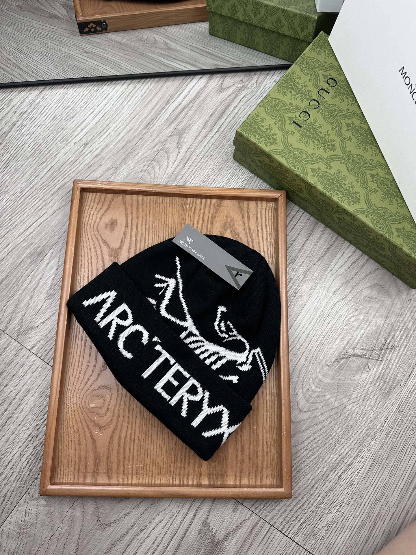 。始祖鸟。福利特惠！！【细毛线针织单帽】新款上架，特别实惠的一个系列帽子，面料：细毛线。密度紧致！毛线针