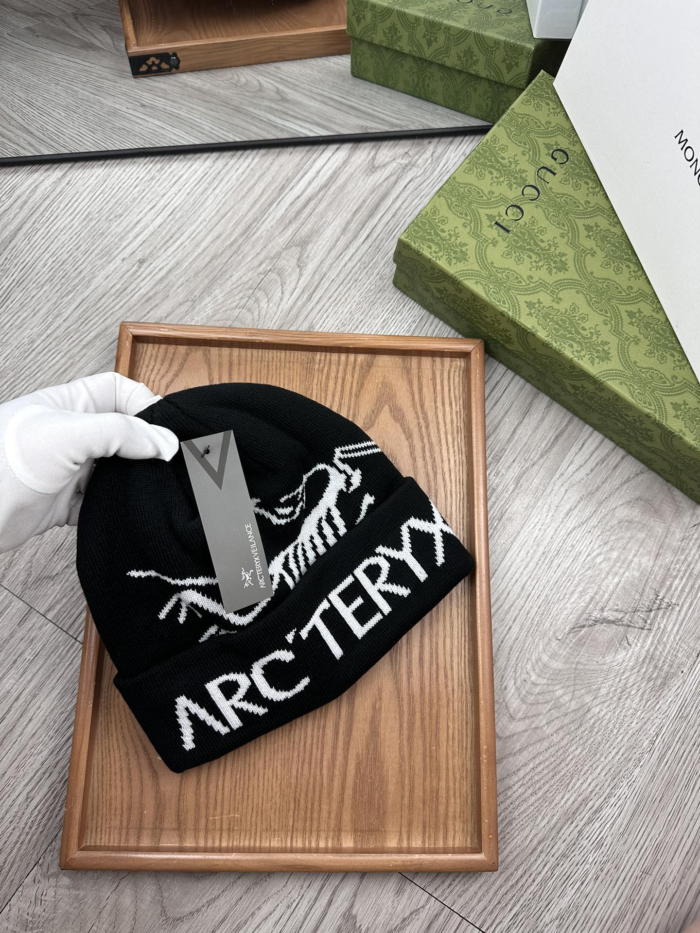 。始祖鸟。福利特惠！！【细毛线针织单帽】新款上架，特别实惠的一个系列帽子，面料：细毛线。密度紧致！毛线针