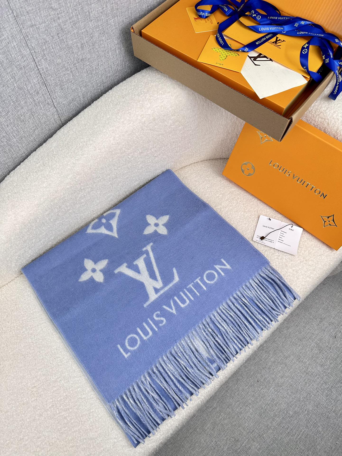 ￥。Louis Vitton。【酒红色】霍思燕同款披肩围巾两用！！驴家经典之作！欧美中东国际各大名模女星