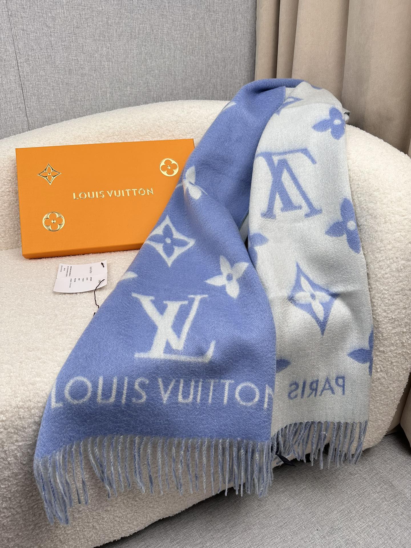 ￥。Louis Vitton。【酒红色】霍思燕同款披肩围巾两用！！驴家经典之作！欧美中东国际各大名模女星