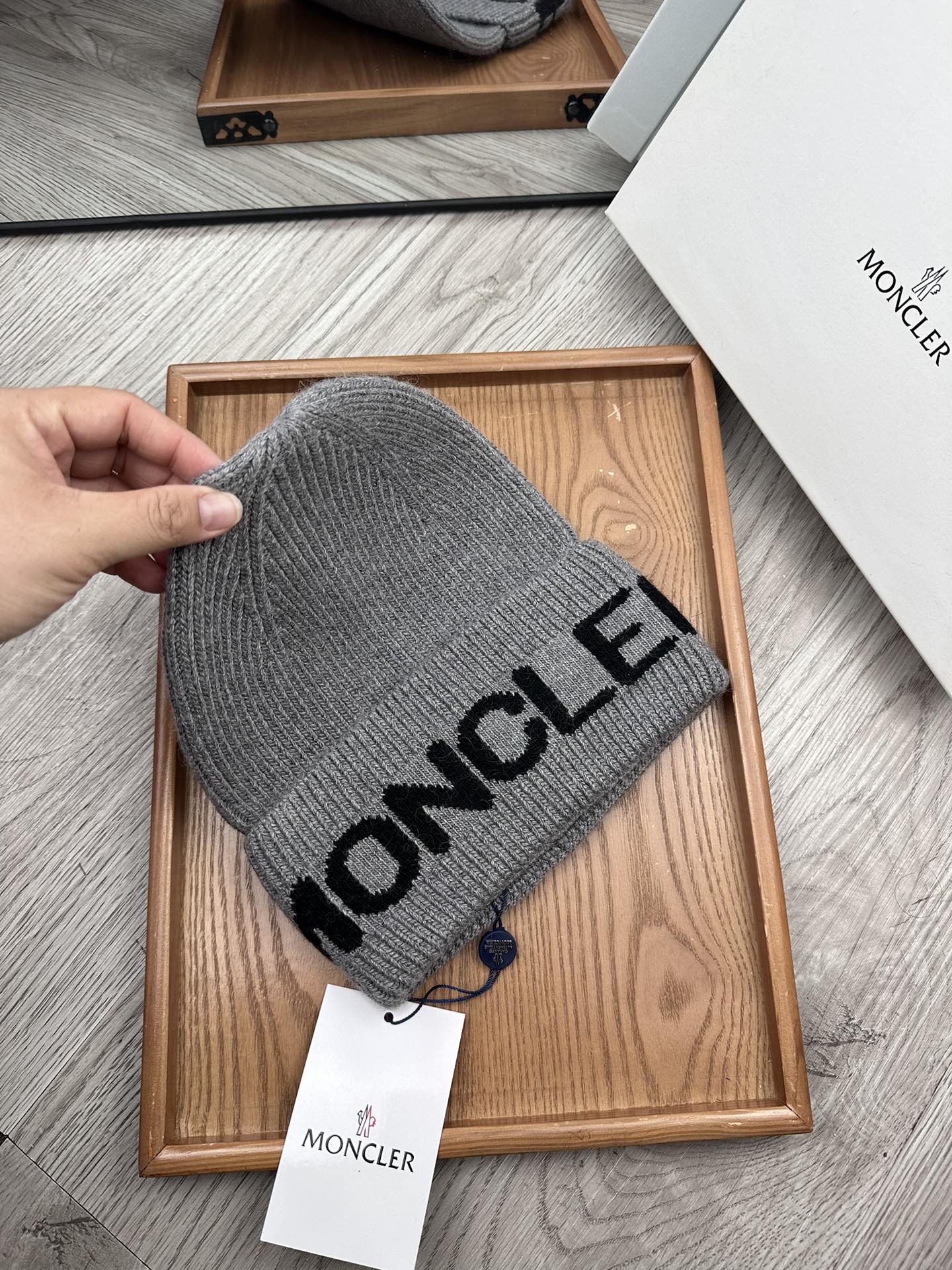 🌹。蒙口。【羊毛单帽】客供小羊毛！珍贵典藏的灵魂帽子！客供色纱.每个颜色都非常好看！经典！手感软腻.70