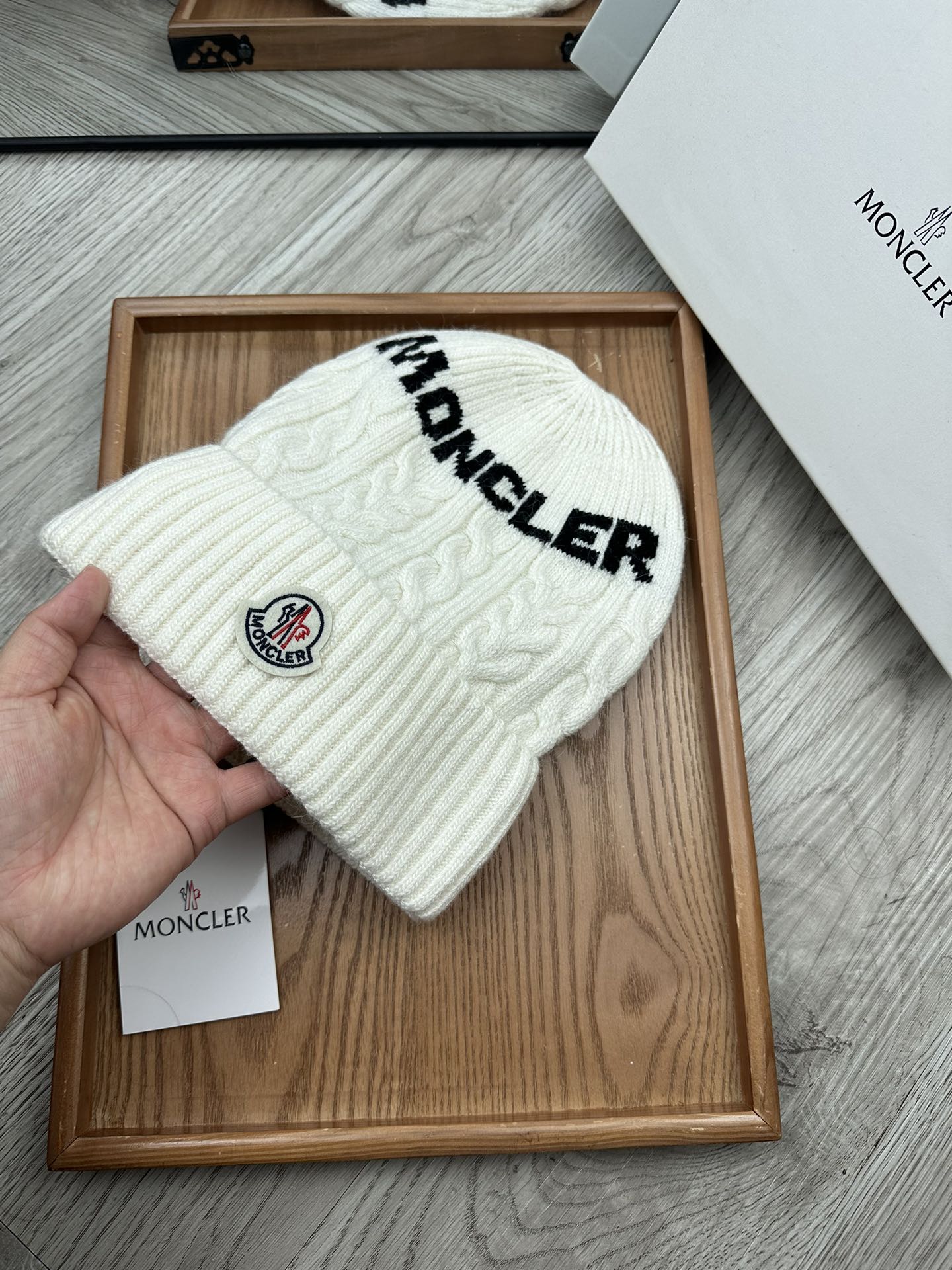 🌹。蒙口。【羊毛单帽】客供小羊毛！珍贵典藏的灵魂帽子！客供色纱.每个颜色都非常好看！经典！手感软腻.70