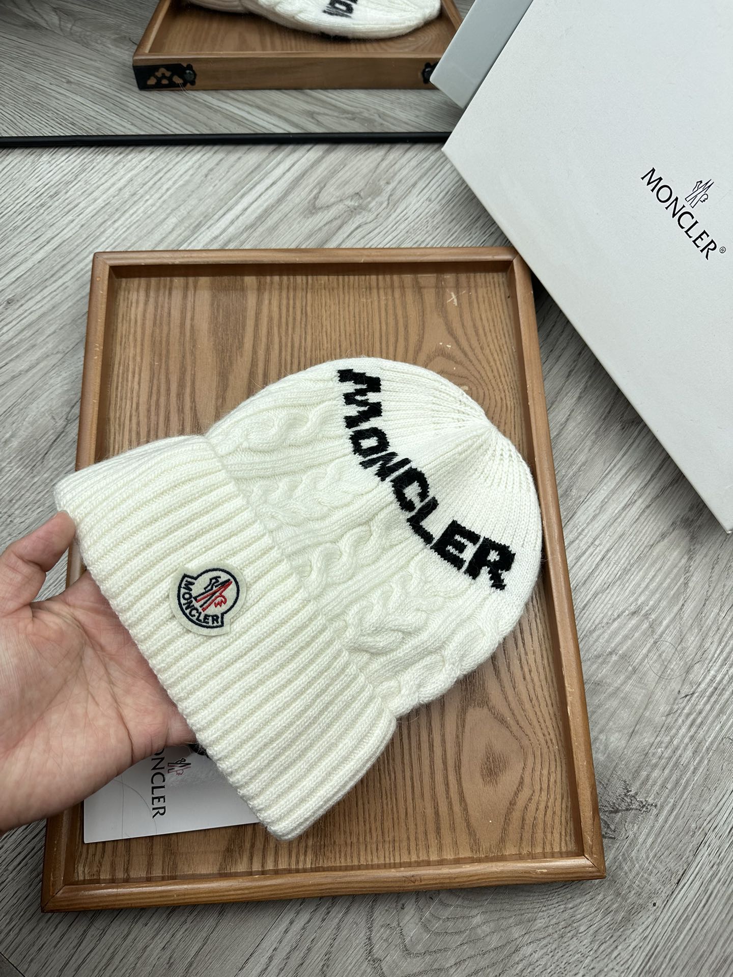 🌹。蒙口。【羊毛单帽】客供小羊毛！珍贵典藏的灵魂帽子！客供色纱.每个颜色都非常好看！经典！手感软腻.70