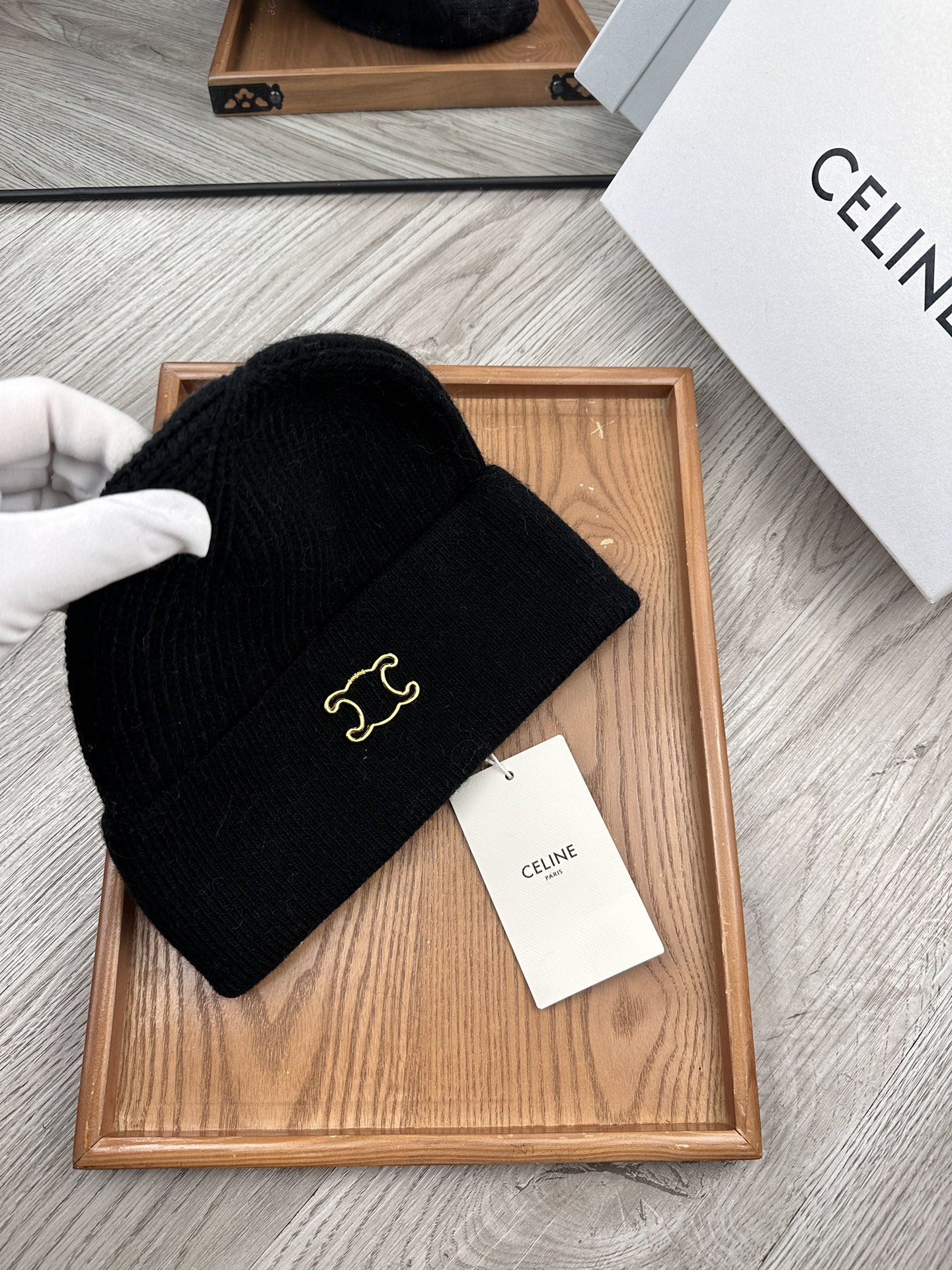 🌹。赛琳。【羊毛单帽】客供小羊毛！珍贵典藏的灵魂帽子！客供色纱.每个颜色都非常好看！经典！手感软腻.70