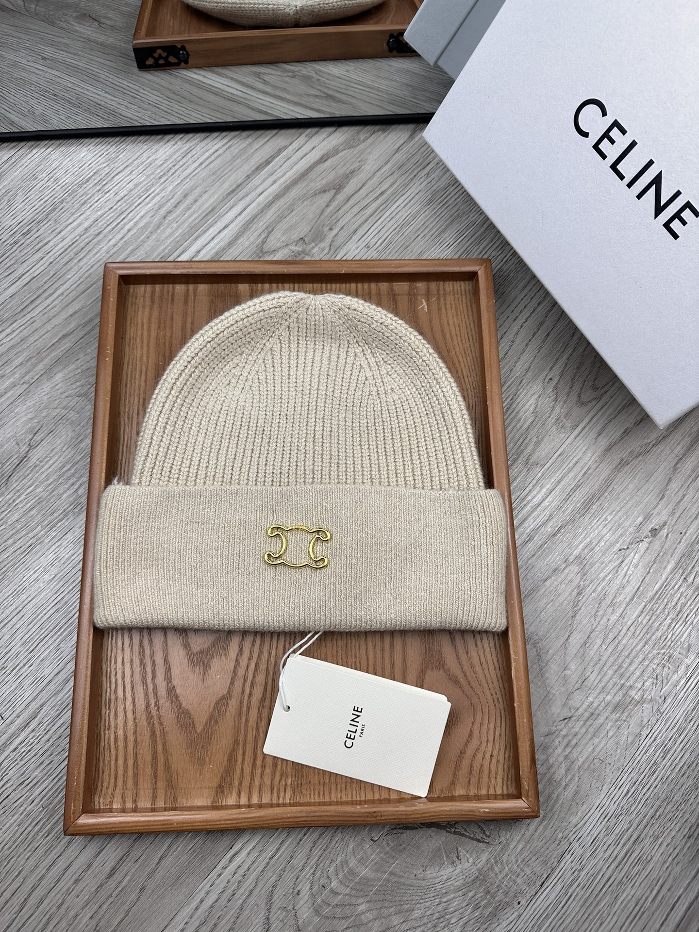 🌹。赛琳。【羊毛单帽】客供小羊毛！珍贵典藏的灵魂帽子！客供色纱.每个颜色都非常好看！经典！手感软腻.70