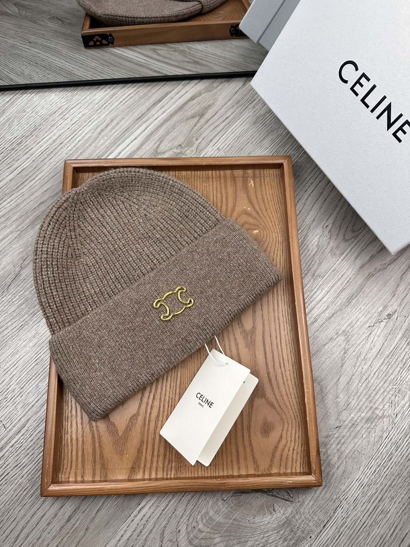 🌹。赛琳。【羊毛单帽】客供小羊毛！珍贵典藏的灵魂帽子！客供色纱.每个颜色都非常好看！经典！手感软腻.70