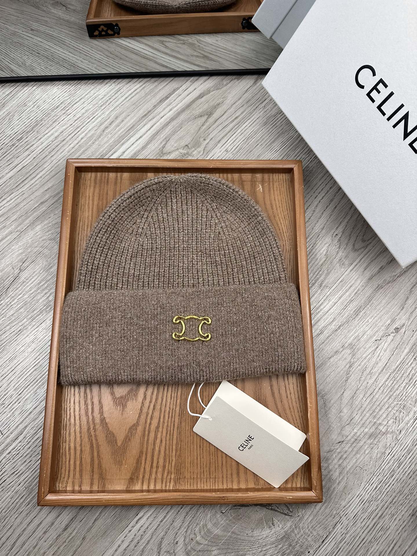 🌹。赛琳。【羊毛单帽】客供小羊毛！珍贵典藏的灵魂帽子！客供色纱.每个颜色都非常好看！经典！手感软腻.70