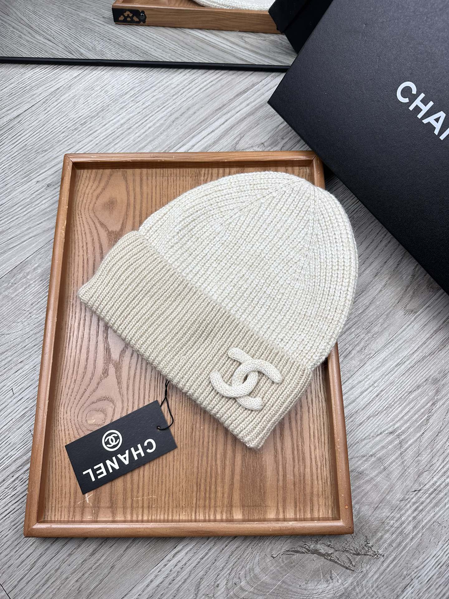 🌹。C家。【羊毛单帽】客供小羊毛！珍贵典藏的灵魂帽子！客供色纱.每个颜色都非常好看！经典！手感软腻.70