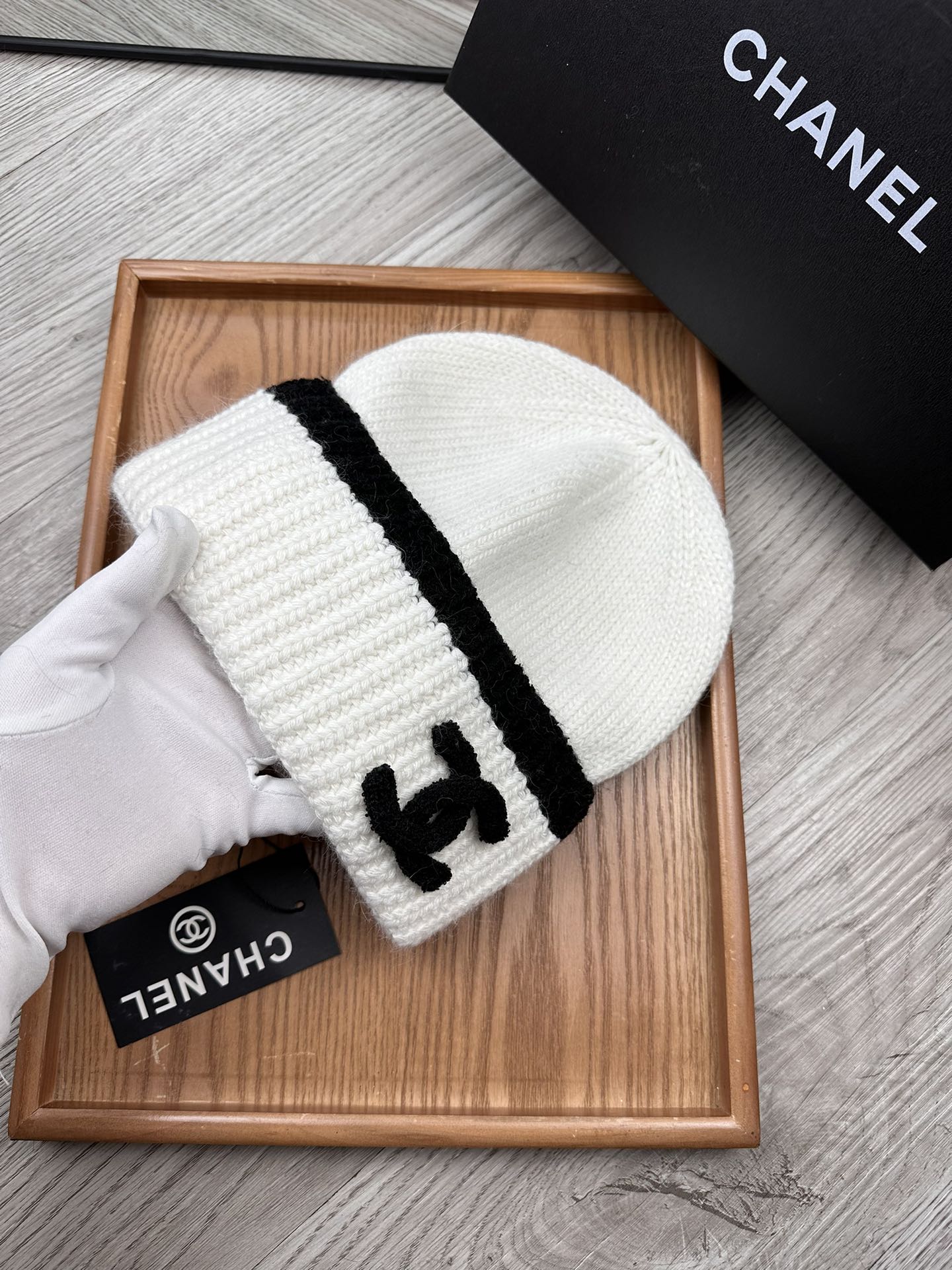 🌹。C家。【羊毛单帽】客供小羊毛！珍贵典藏的灵魂帽子！客供色纱.每个颜色都非常好看！经典！手感软腻.70