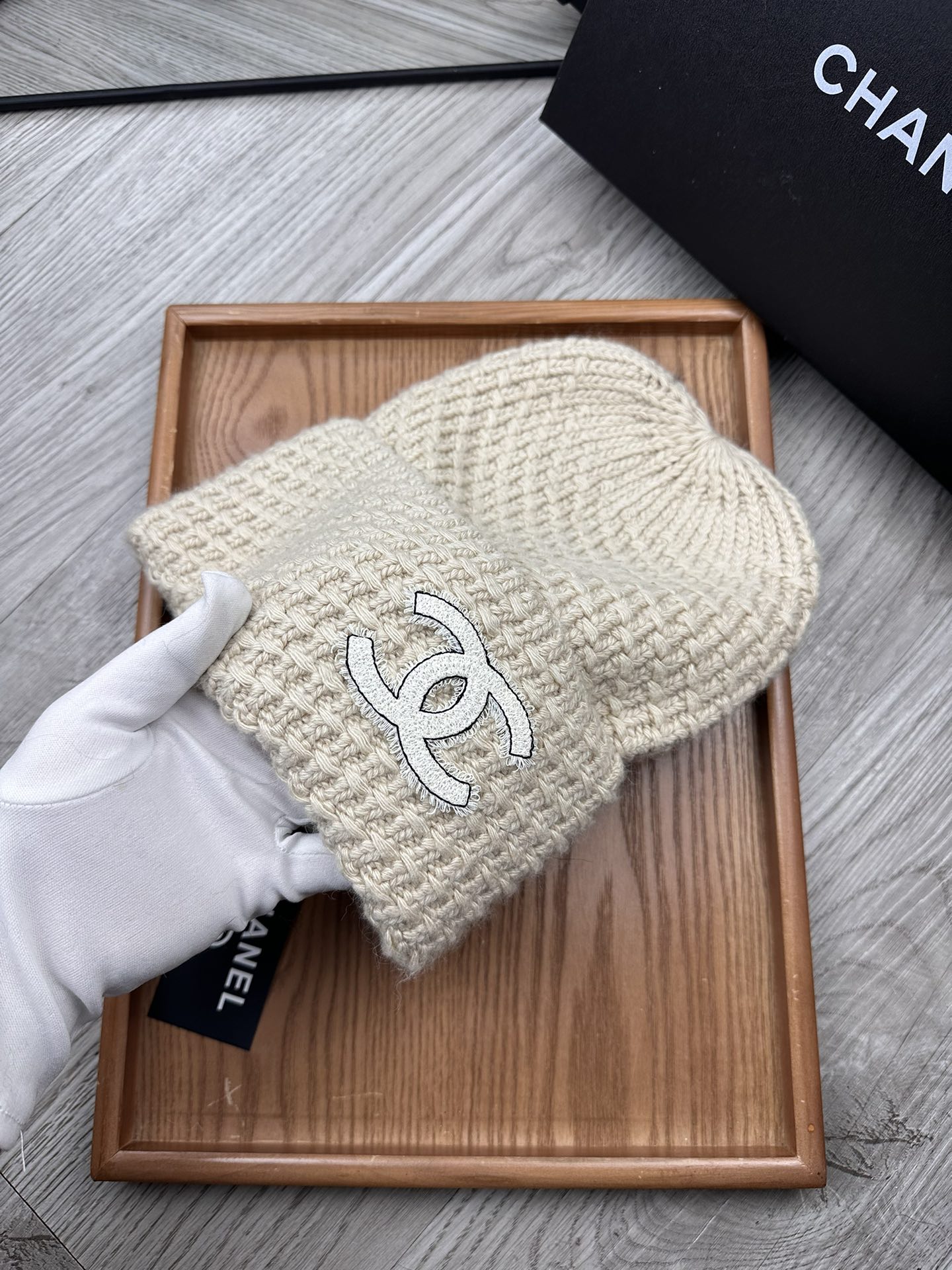 🌹。C家。【羊毛单帽】客供小羊毛！珍贵典藏的灵魂帽子！客供色纱.每个颜色都非常好看！经典！手感软腻.70