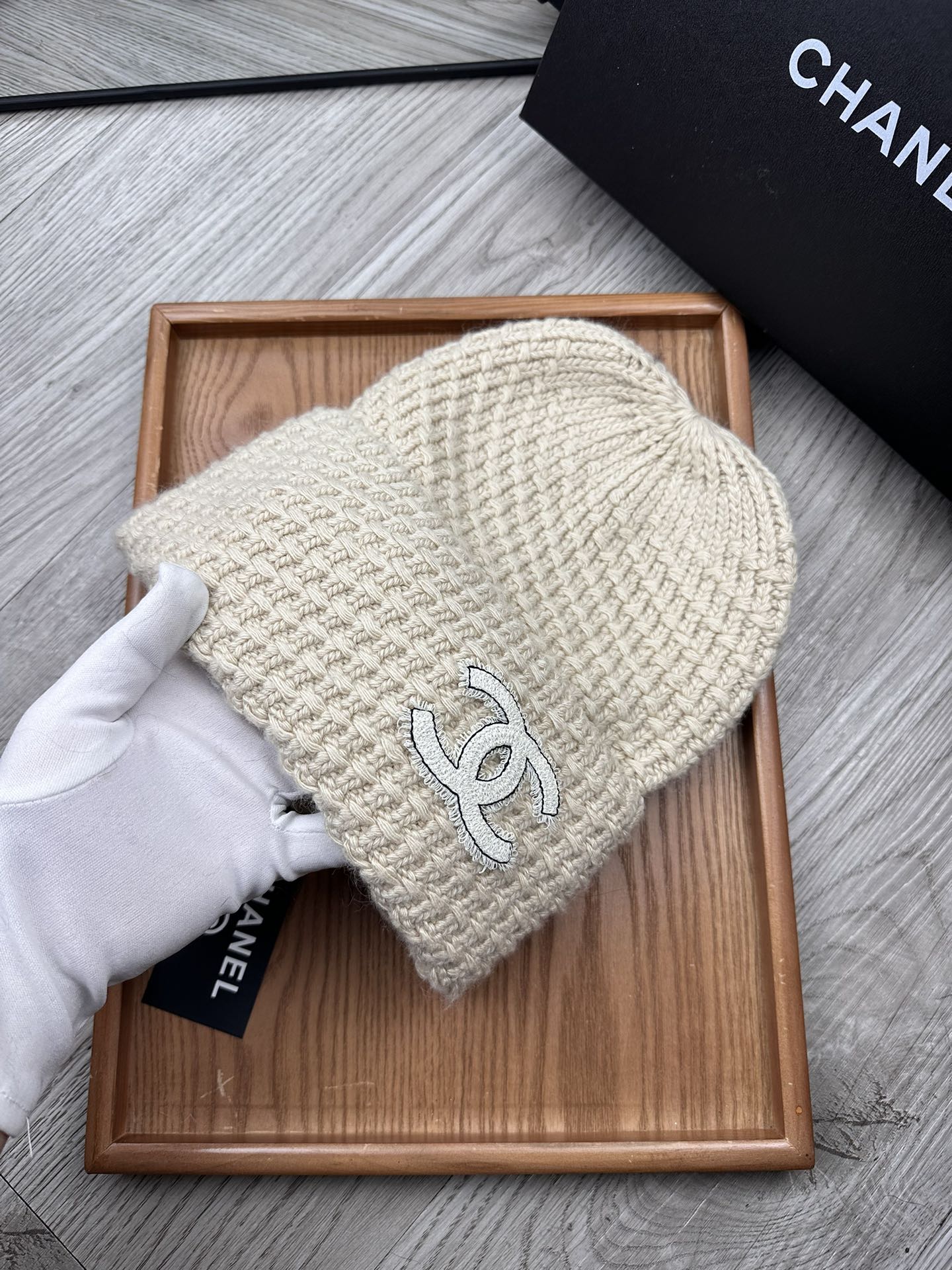 🌹。C家。【羊毛单帽】客供小羊毛！珍贵典藏的灵魂帽子！客供色纱.每个颜色都非常好看！经典！手感软腻.70