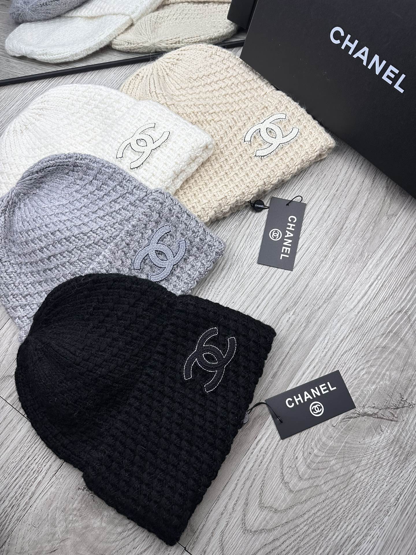 🌹。C家。【羊毛单帽】客供小羊毛！珍贵典藏的灵魂帽子！客供色纱.每个颜色都非常好看！经典！手感软腻.70