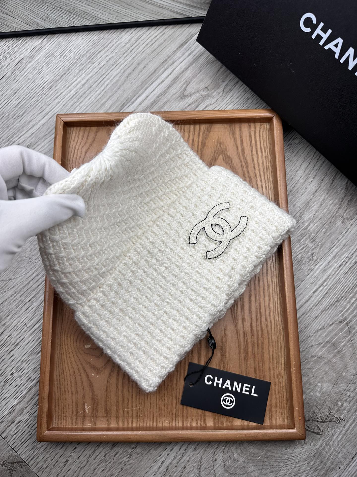 🌹。C家。【羊毛单帽】客供小羊毛！珍贵典藏的灵魂帽子！客供色纱.每个颜色都非常好看！经典！手感软腻.70