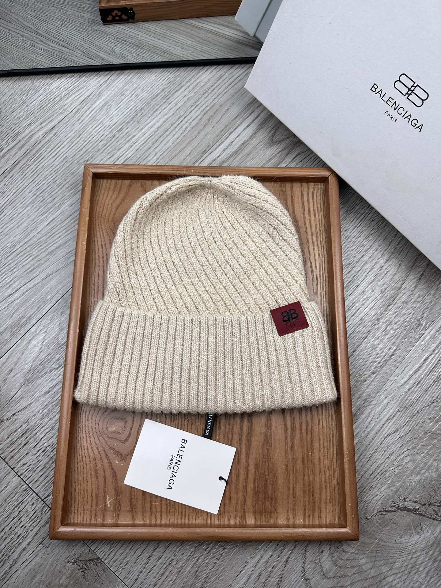 🌹。ba。巴黎世家【羊毛单帽】客供小羊毛！珍贵典藏的灵魂帽子！客供色纱.每个颜色都非常好看！经典！手感软