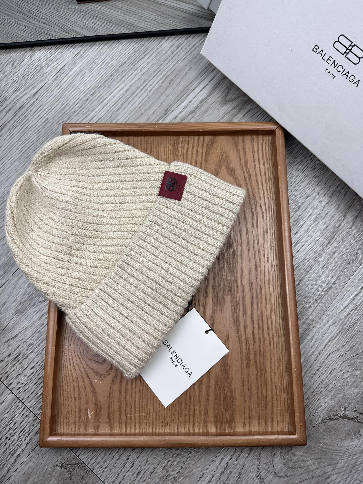 🌹。ba。巴黎世家【羊毛单帽】客供小羊毛！珍贵典藏的灵魂帽子！客供色纱.每个颜色都非常好看！经典！手感软