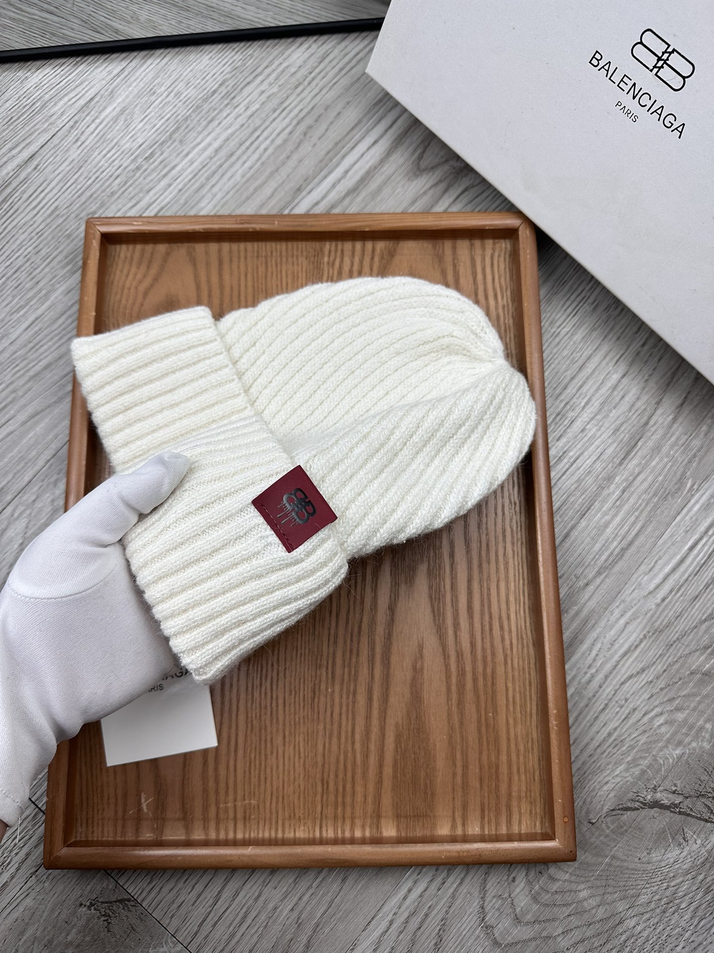 🌹。ba。巴黎世家【羊毛单帽】客供小羊毛！珍贵典藏的灵魂帽子！客供色纱.每个颜色都非常好看！经典！手感软