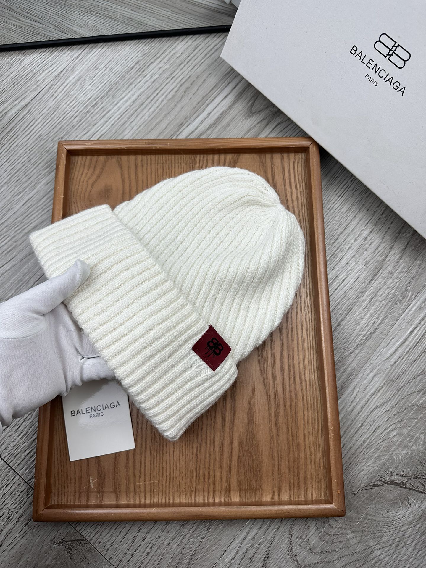 🌹。ba。巴黎世家【羊毛单帽】客供小羊毛！珍贵典藏的灵魂帽子！客供色纱.每个颜色都非常好看！经典！手感软