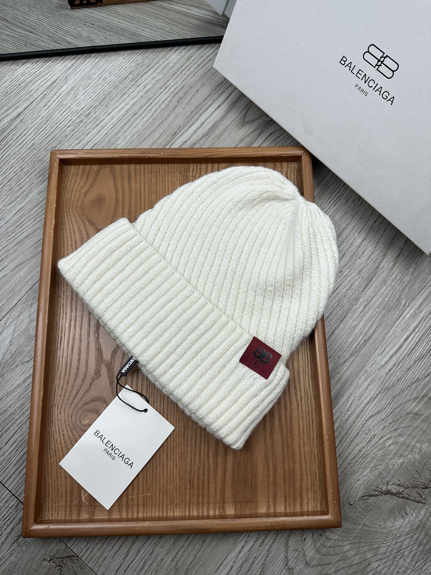 🌹。ba。巴黎世家【羊毛单帽】客供小羊毛！珍贵典藏的灵魂帽子！客供色纱.每个颜色都非常好看！经典！手感软