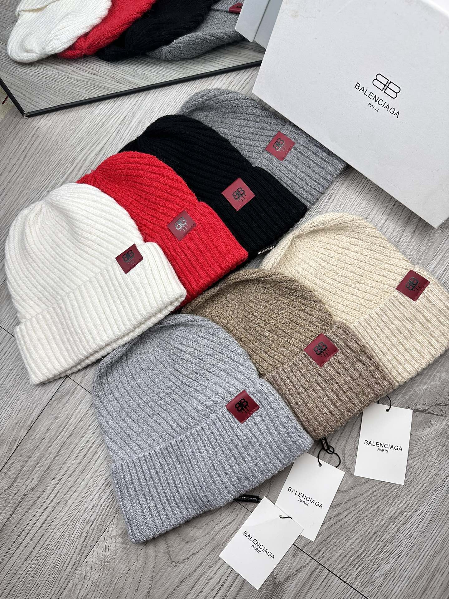 🌹。ba。巴黎世家【羊毛单帽】客供小羊毛！珍贵典藏的灵魂帽子！客供色纱.每个颜色都非常好看！经典！手感软