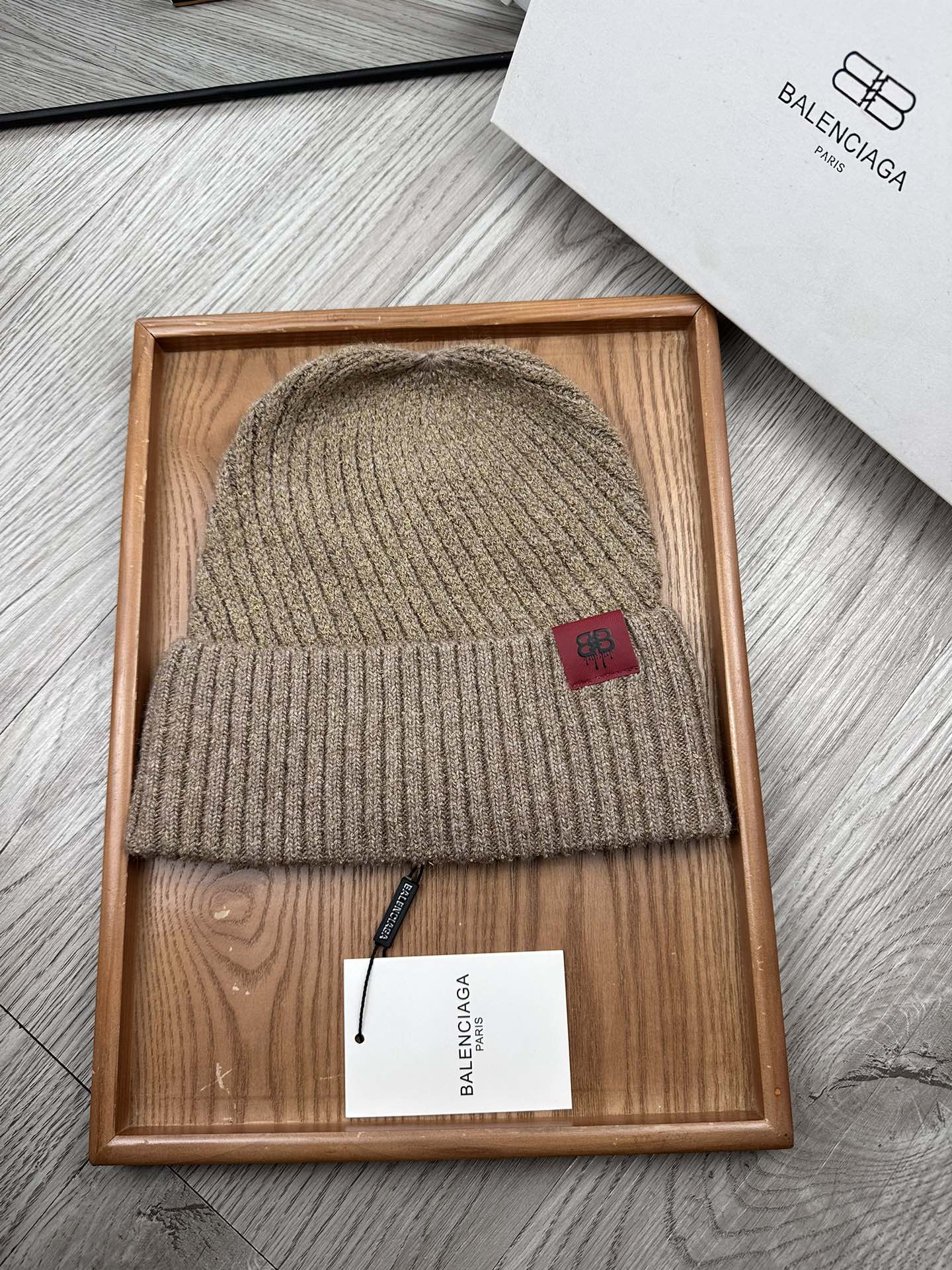 🌹。ba。巴黎世家【羊毛单帽】客供小羊毛！珍贵典藏的灵魂帽子！客供色纱.每个颜色都非常好看！经典！手感软