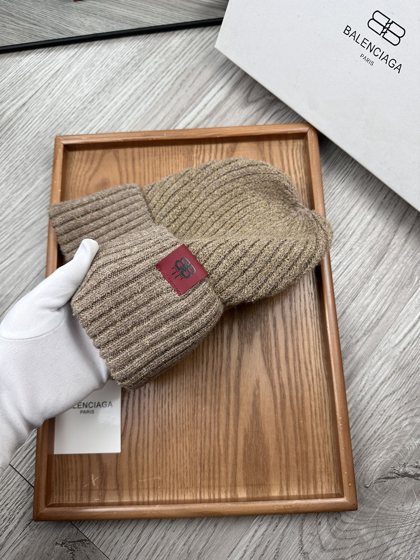 🌹。ba。巴黎世家【羊毛单帽】客供小羊毛！珍贵典藏的灵魂帽子！客供色纱.每个颜色都非常好看！经典！手感软