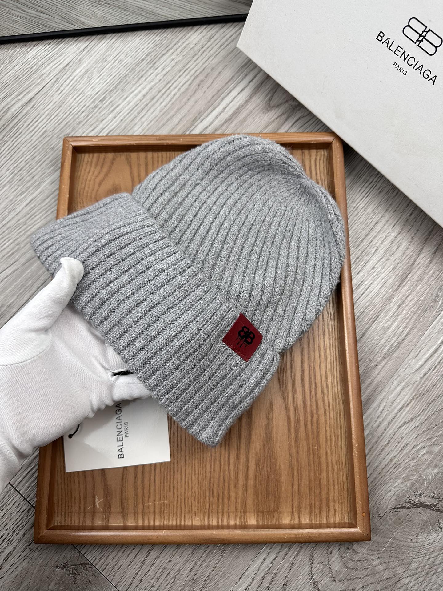 🌹。ba。巴黎世家【羊毛单帽】客供小羊毛！珍贵典藏的灵魂帽子！客供色纱.每个颜色都非常好看！经典！手感软