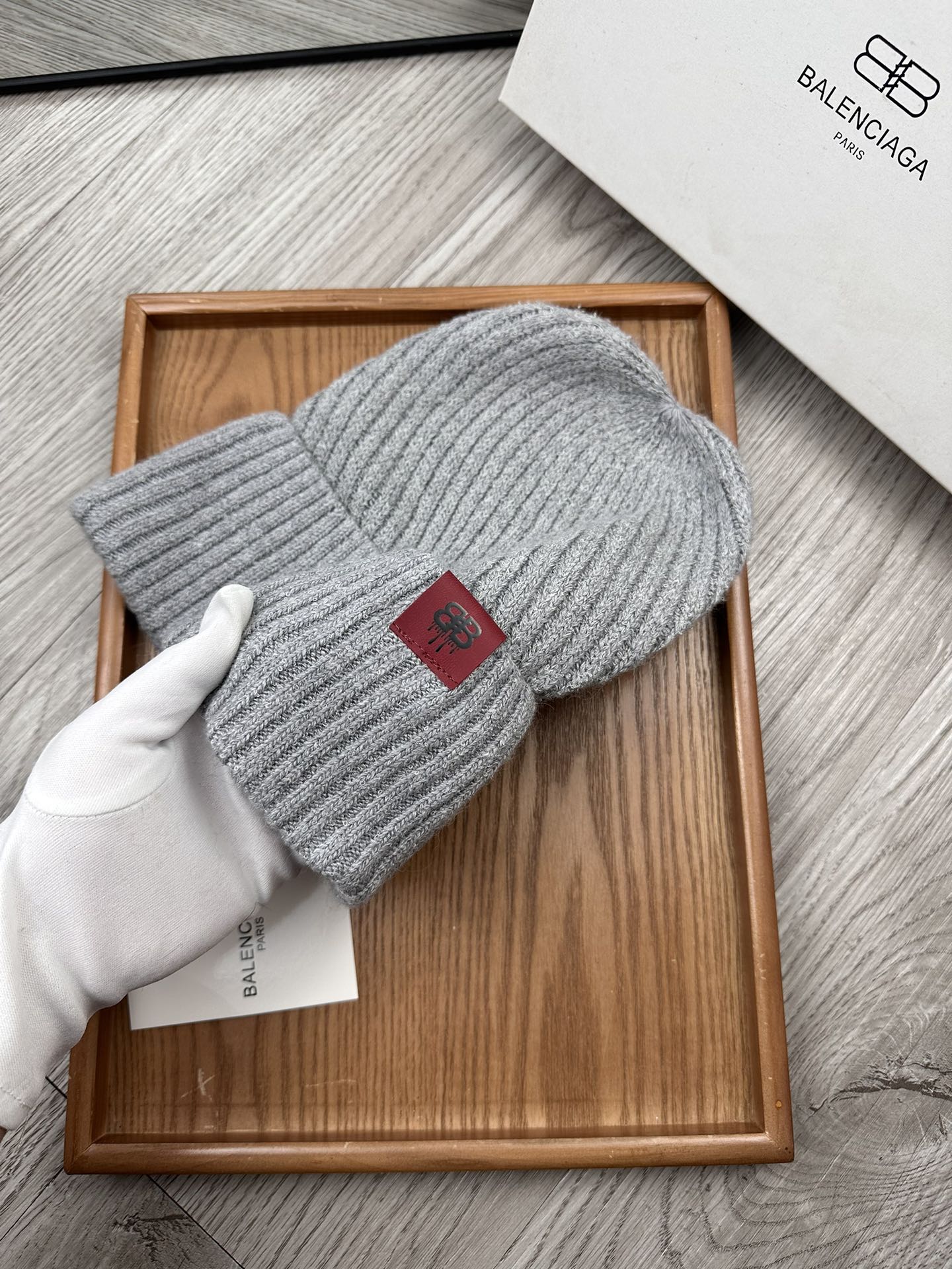 🌹。ba。巴黎世家【羊毛单帽】客供小羊毛！珍贵典藏的灵魂帽子！客供色纱.每个颜色都非常好看！经典！手感软