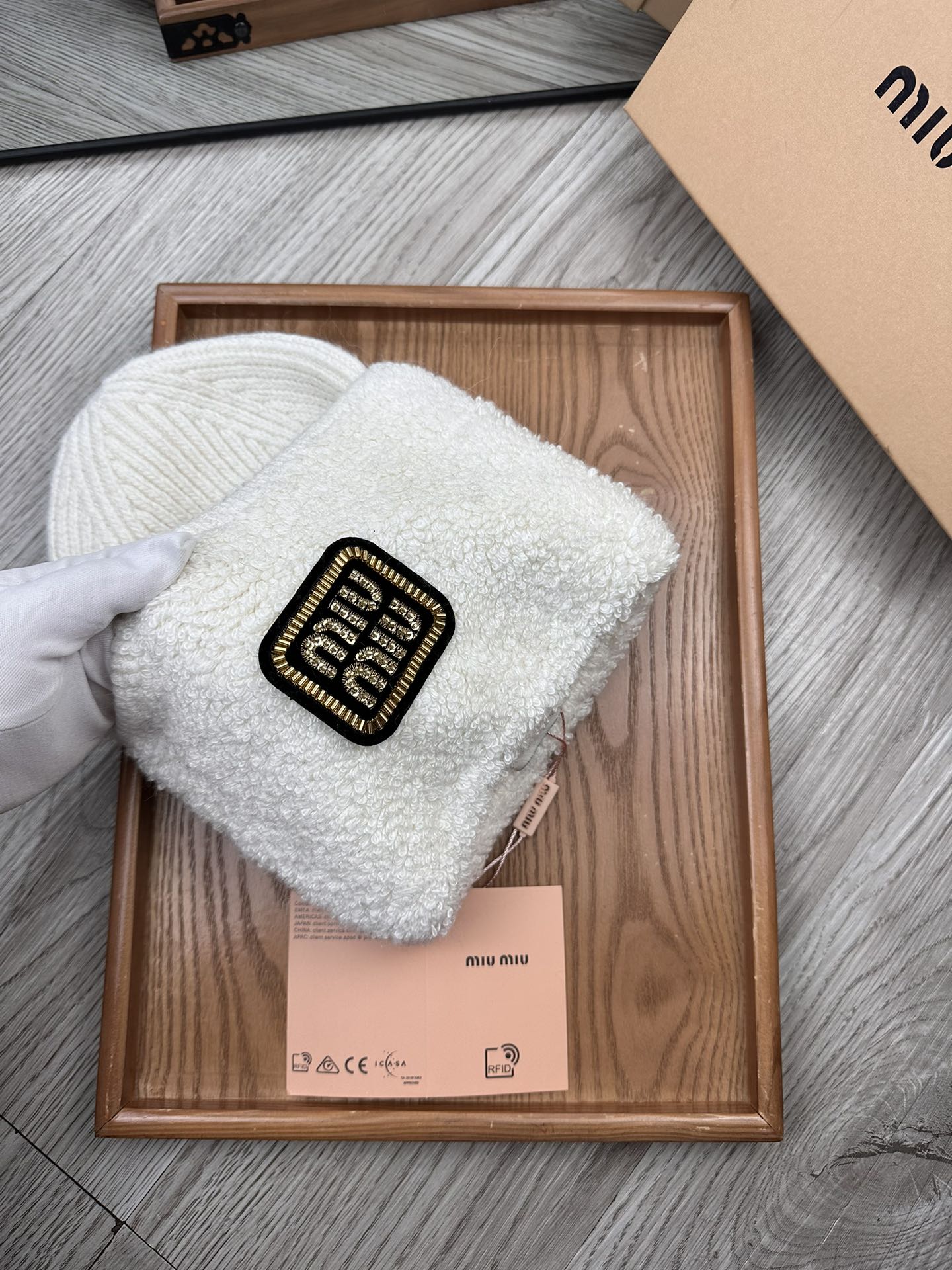 🌹。miumiu。【羊毛单帽】客供小羊毛！珍贵典藏的灵魂帽子！客供色纱.每个颜色都非常好看！经典！手感软