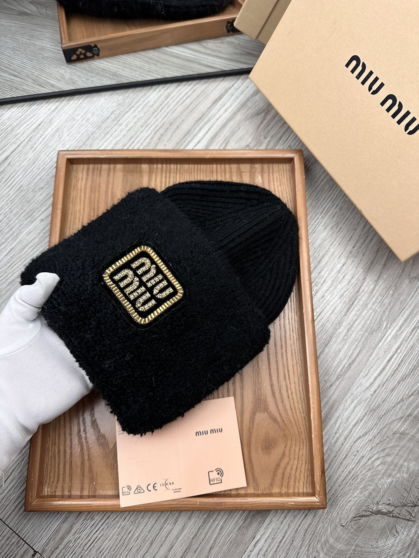 🌹。miumiu。【羊毛单帽】客供小羊毛！珍贵典藏的灵魂帽子！客供色纱.每个颜色都非常好看！经典！手感软