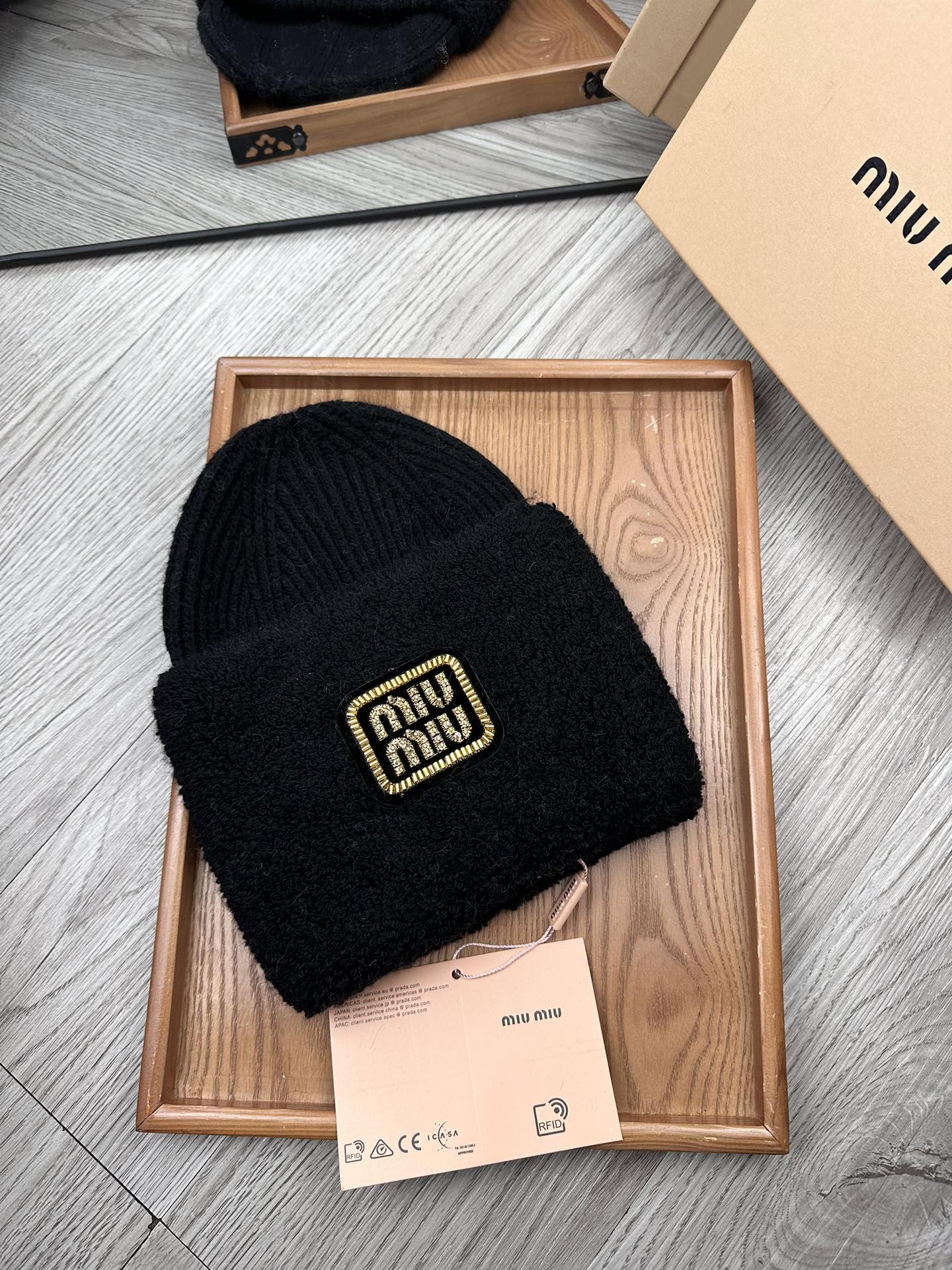 🌹。miumiu。【羊毛单帽】客供小羊毛！珍贵典藏的灵魂帽子！客供色纱.每个颜色都非常好看！经典！手感软