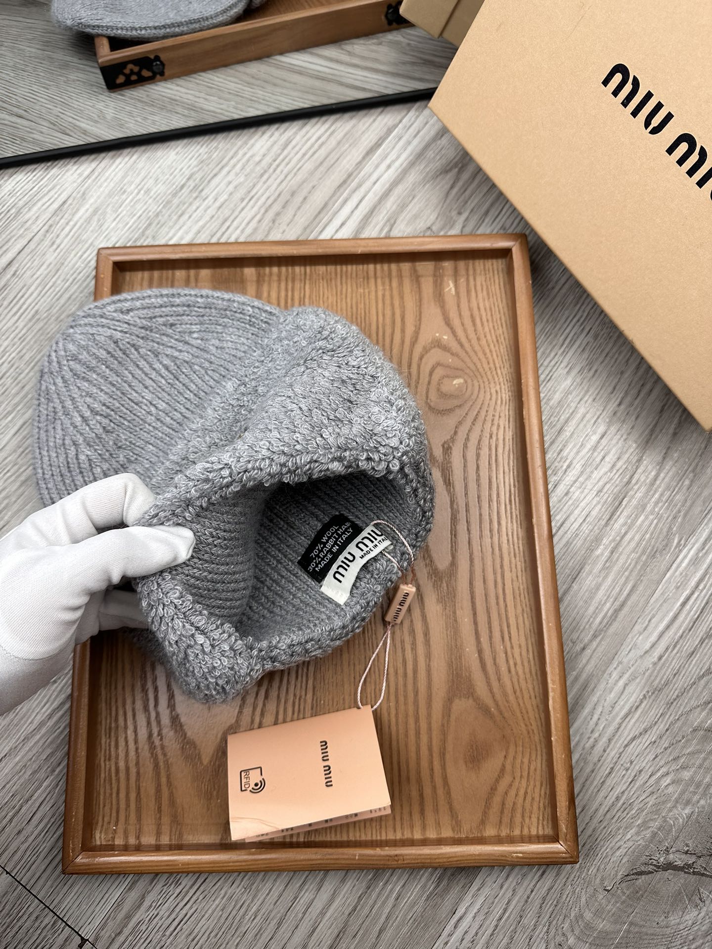 🌹。miumiu。【羊毛单帽】客供小羊毛！珍贵典藏的灵魂帽子！客供色纱.每个颜色都非常好看！经典！手感软