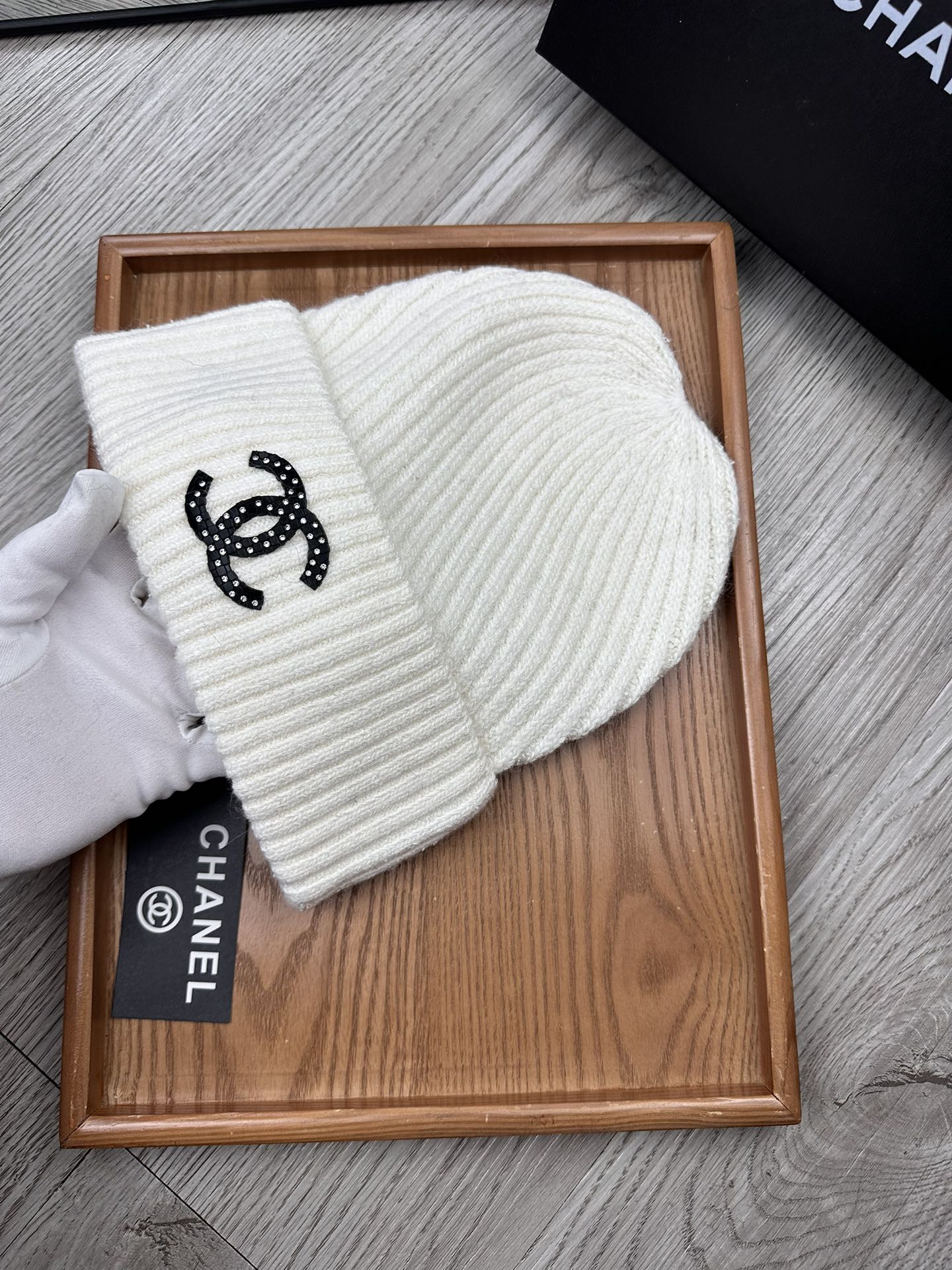 🌹。C家。【羊毛单帽】客供小羊毛！珍贵典藏的灵魂帽子！客供色纱.每个颜色都非常好看！经典！手感软腻.70