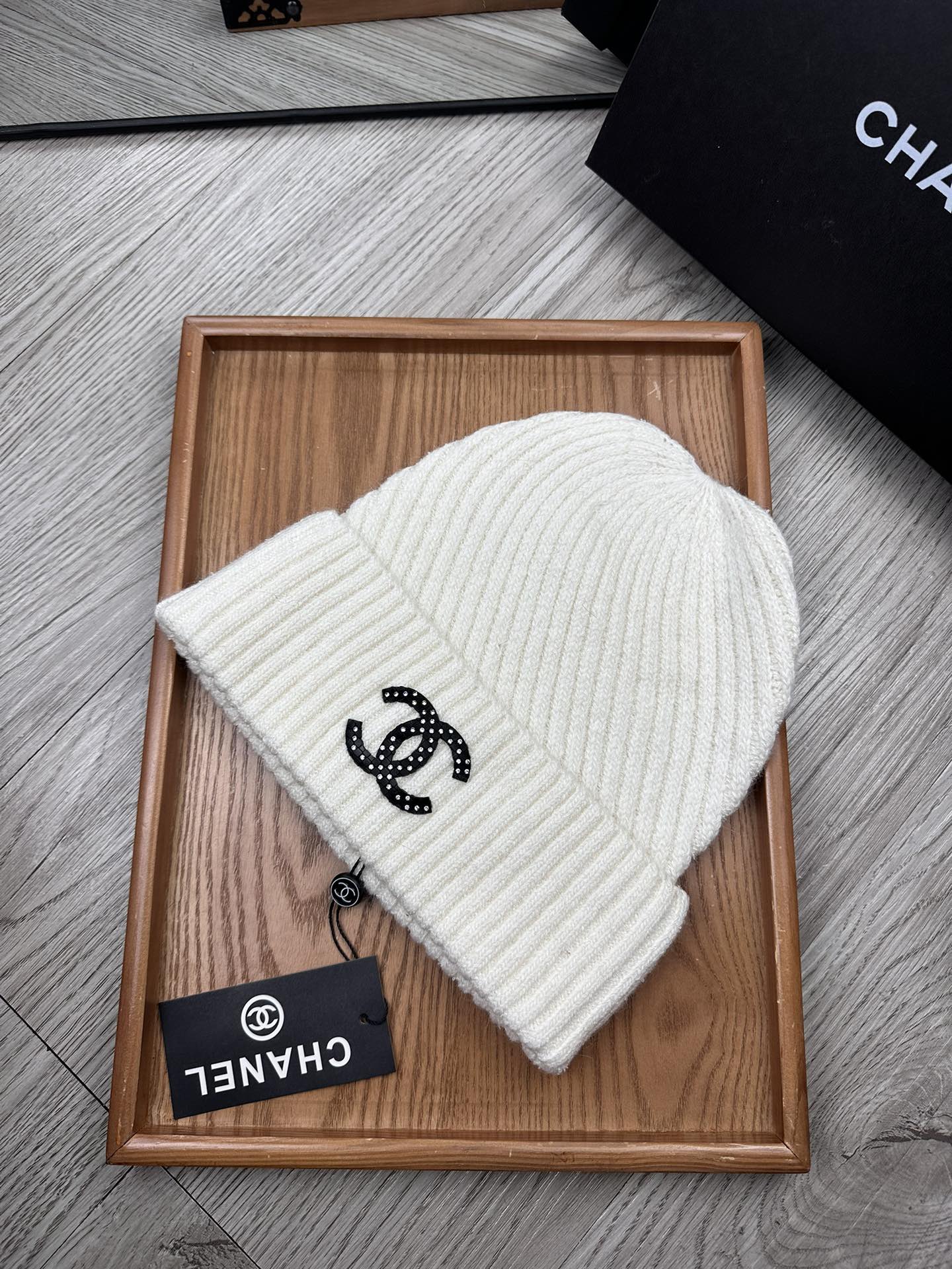 🌹。C家。【羊毛单帽】客供小羊毛！珍贵典藏的灵魂帽子！客供色纱.每个颜色都非常好看！经典！手感软腻.70