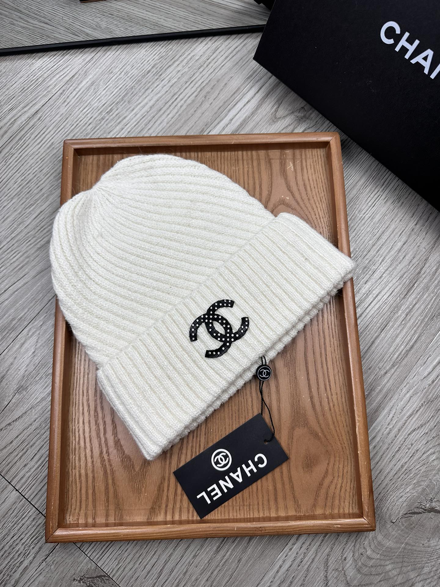 🌹。C家。【羊毛单帽】客供小羊毛！珍贵典藏的灵魂帽子！客供色纱.每个颜色都非常好看！经典！手感软腻.70