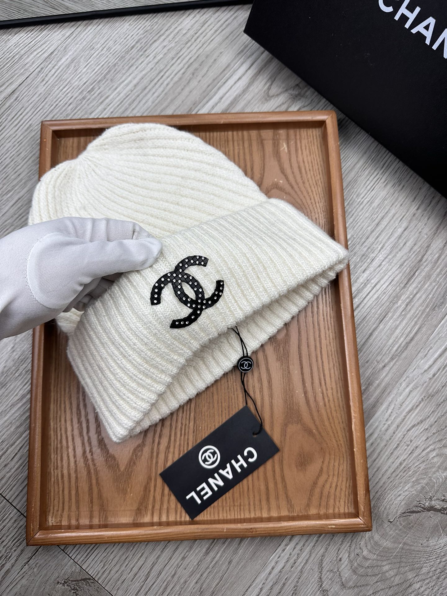 🌹。C家。【羊毛单帽】客供小羊毛！珍贵典藏的灵魂帽子！客供色纱.每个颜色都非常好看！经典！手感软腻.70