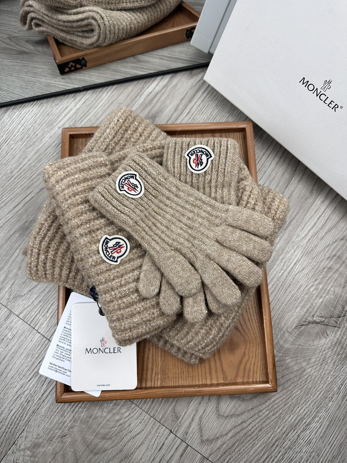 Moncler Scarf Hat Glove Set