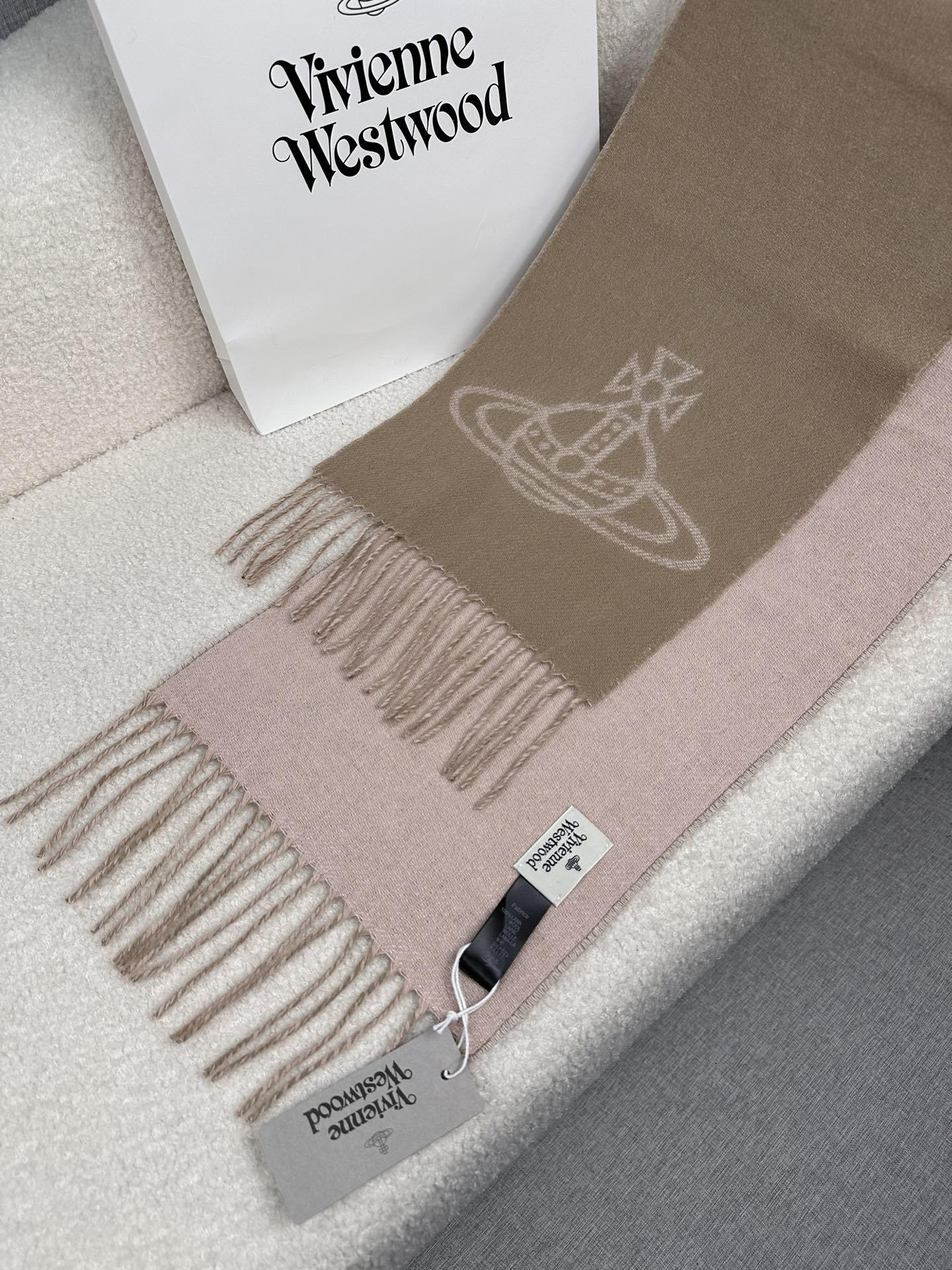 P西太后英国朋克教母“西太后VivienneWestwood”最爱的土星从精神上VivenneWestw