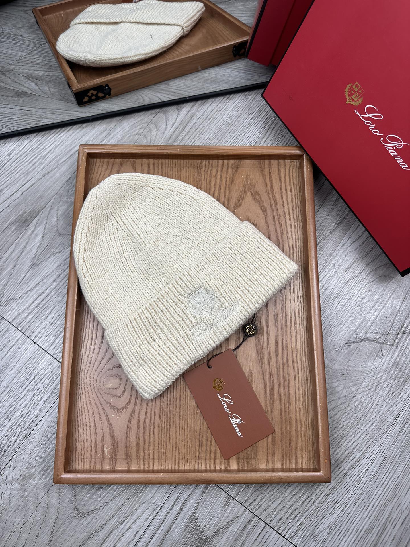 。LP。福利！！新款上架，特别实惠的一个系列帽子，面料：细毛线。密度紧致！毛线针织面料手感舒适透气性好！