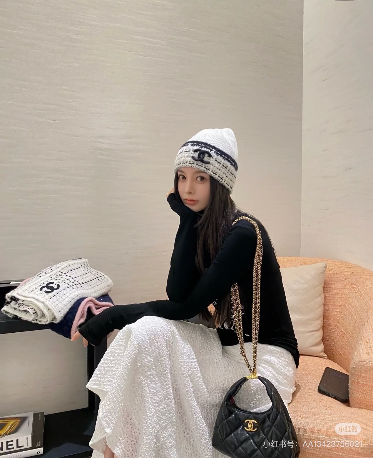 🌹。C家。【羊毛套装帽子-帽子➕围巾】经典套装帽子！材质：70%羊毛➕30%兔毛。暖暖哒超级舒服～冬日小